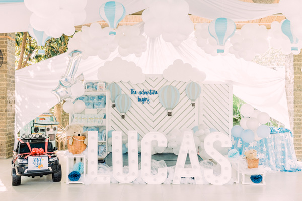 Hőlégballon babaváró buli téma